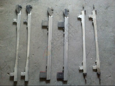 WEAVING MACHINE FRAME CONNECTOR